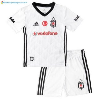Maillot Beşiktaş JK Enfant Domicile 2017 2018 Maillot Beşiktaş JK Enfant Domicile 2017 2018