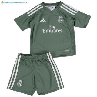 Maillot Real Madrid Enfant Domicile Gardien 2017 2018 Maillot Real Madrid Enfant Domicile Gardien 2017 2018