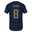 Maillot Real Madrid NO.8 Kroos Exterieur 2019 2020 Bleu