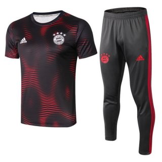 Entrainement Bayern Munich Ensemble Complet 2018 2019 Bleu Rouge Entrainement Bayern Munich Ensemble Complet 2018 2019 Bleu Rouge